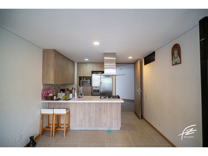Apartaestudio en venta en El Poblado, Medellín, 64 m² · foto 15 de 18