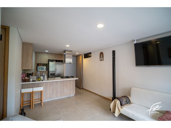 Apartaestudio en venta en El Poblado, Medellín, 64 m² · foto 17 de 18