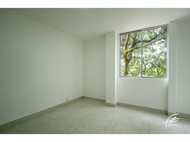 Casa de 4 alcobas en venta en Los Balsos, Medellín, 280 m² · foto 10 de 24