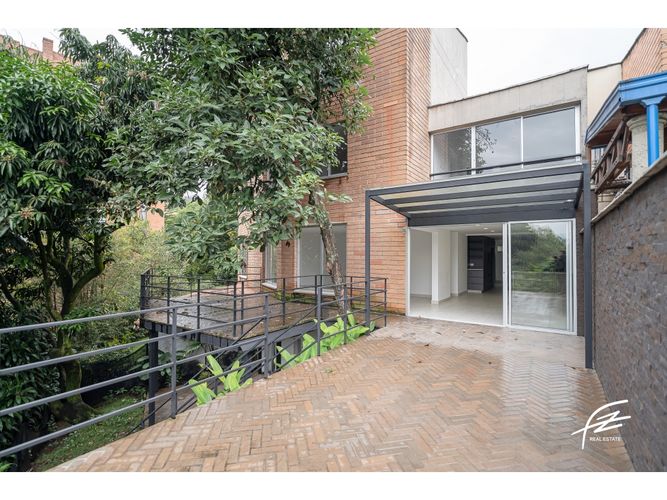 Casa de 4 alcobas en venta en Los Balsos, Medellín, 280 m² · foto 15 de 24