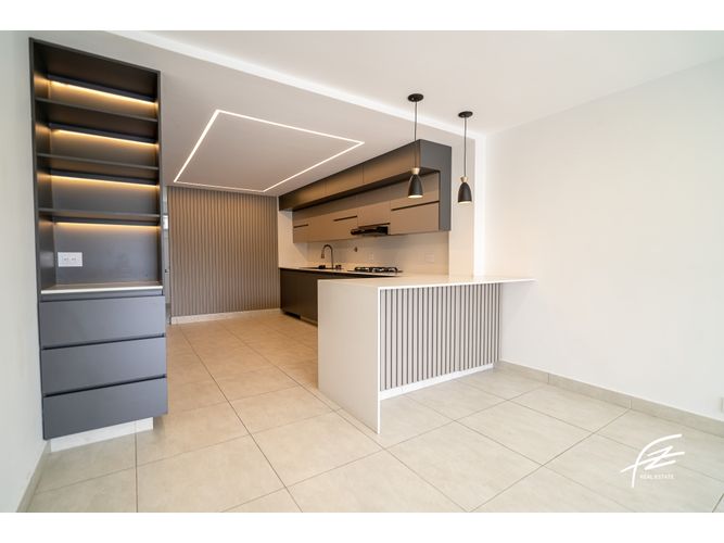 Casa de 4 alcobas en venta en Los Balsos, Medellín, 280 m² · foto 23 de 24
