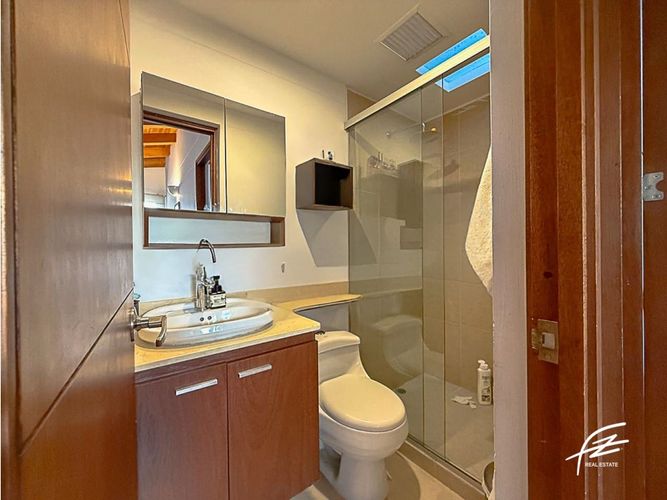 Casa de 3 alcobas en venta en Mesa, Envigado, 198 m² · foto 8 de 14