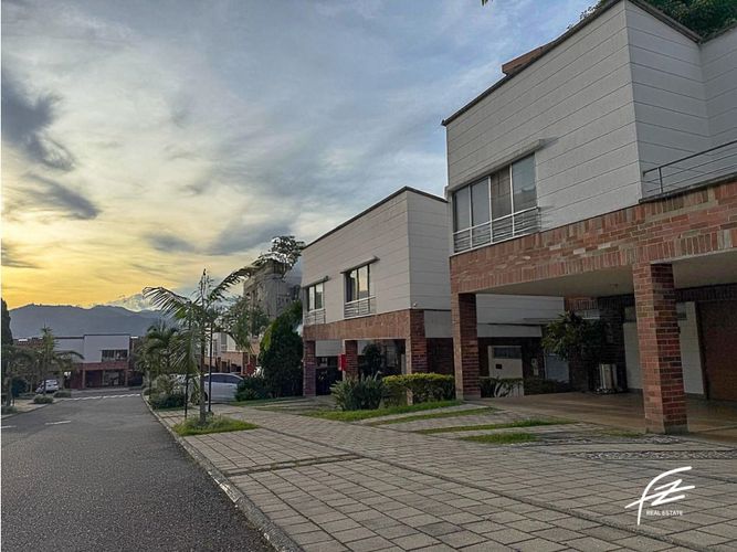 Casa de 3 alcobas en venta en Mesa, Envigado, 198 m² · foto 12 de 14