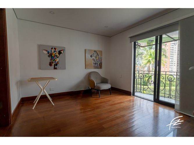 Casa de 6 alcobas en venta en El Poblado, Medellín, 456 m² · foto 6 de 24