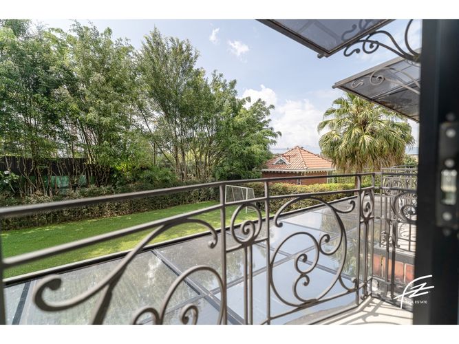 Casa de 6 alcobas en venta en El Poblado, Medellín, 456 m² · foto 20 de 24