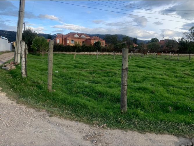 Lote en venta en Bojaca, Chía, 1117 m² · foto 3 de 3