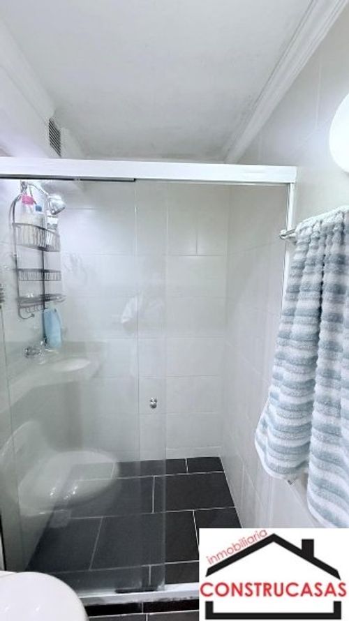 Apartamento en venta en La Almeria, Medellín · foto 21 de 24