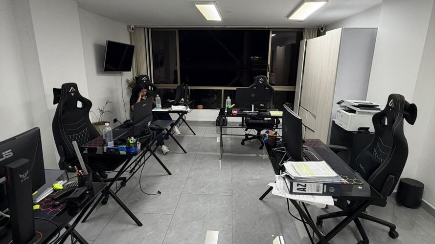 Oficina en venta en Florida Alto, Armenia, 91 m² · foto 3 de 8