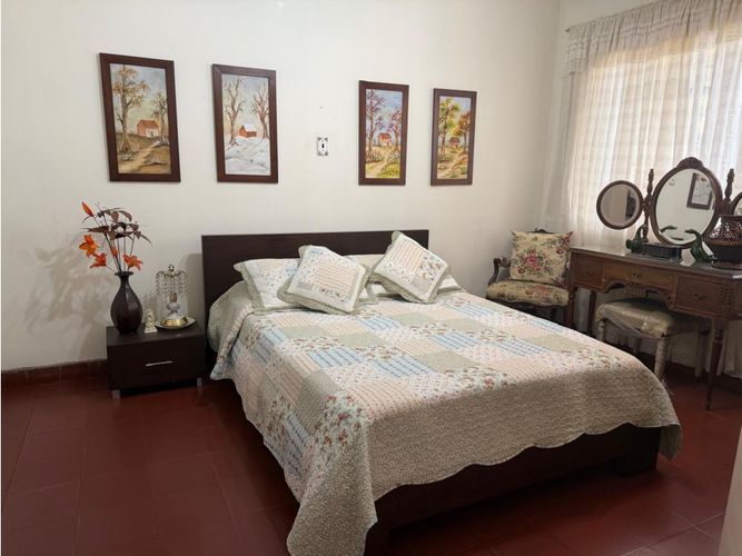 Casa de 4 alcobas en arriendo en Laureles, Medellín, 365 m² · foto 23 de 24