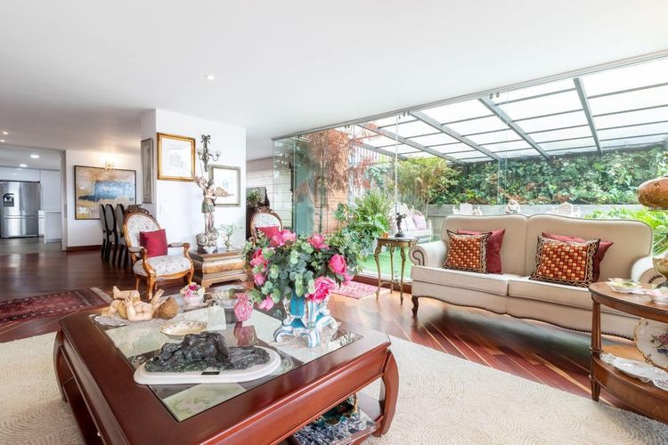 Apartamento de 3 alcobas en venta en El Refugio, Bogotá, 480 m² · foto 6 de 15