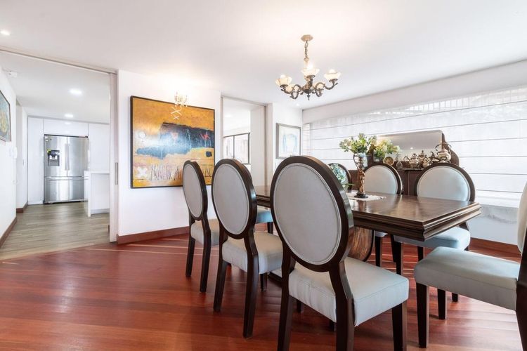 Apartamento de 3 alcobas en venta en El Refugio, Bogotá, 480 m² · foto 8 de 15