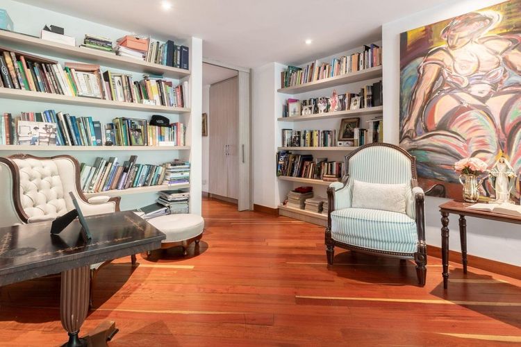 Apartamento de 3 alcobas en venta en El Refugio, Bogotá, 480 m² · foto 14 de 15