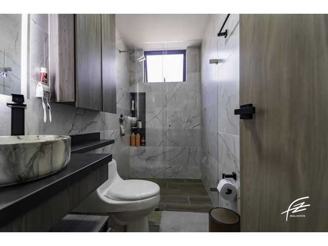 Apartamento de 3 alcobas en venta en Belén, Medellín, 144 m² · foto 19 de 24