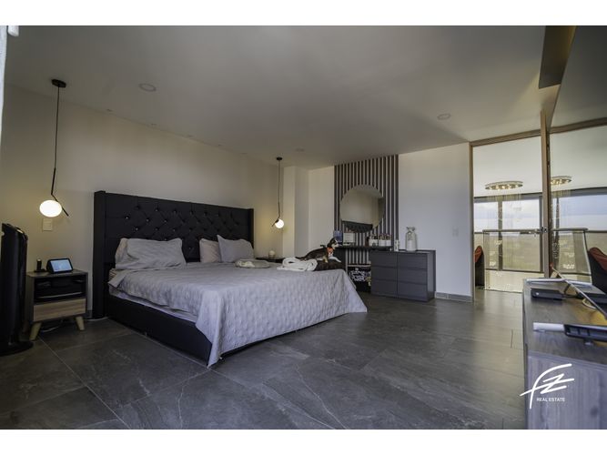 Apartamento de 3 alcobas en venta en Belén, Medellín, 144 m² · foto 21 de 24