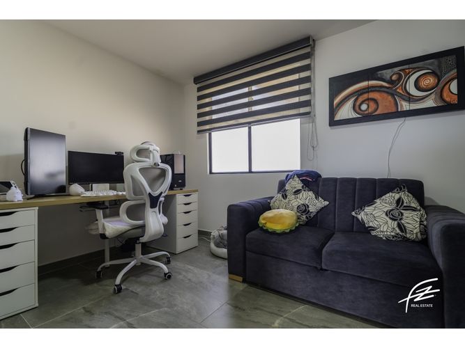 Apartamento de 3 alcobas en venta en Belén, Medellín, 144 m² · foto 23 de 24