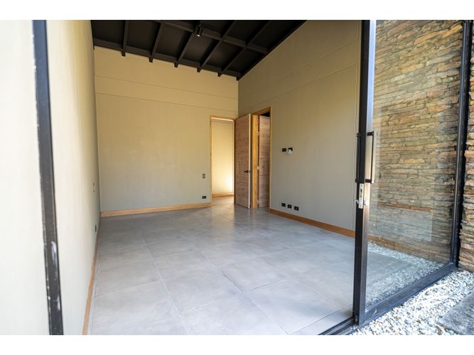 Casa de 3 alcobas en venta en Rionegro, 230 m² · foto 6 de 24