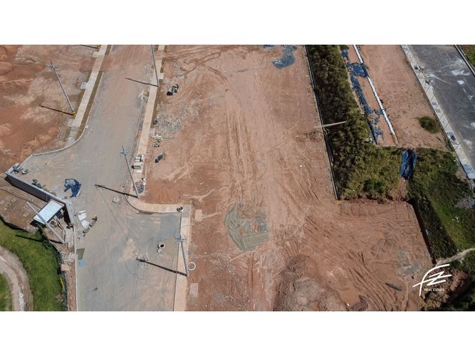 Lote en venta en Guarne, 435 m² · foto 3 de 6