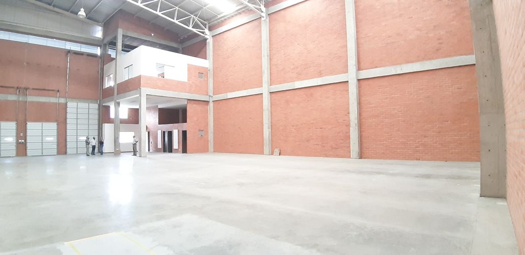 Bodega en arriendo en Zona Industrial, Cali, 727 m² · foto 6 de 19
