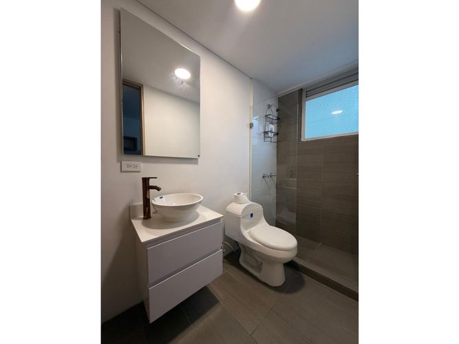 Casa de 4 alcobas en venta en Rionegro, 230 m² · foto 8 de 18
