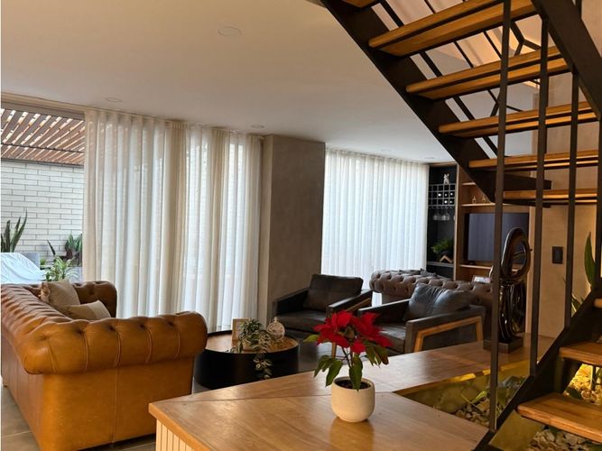 Casa de 4 alcobas en venta en Rionegro, 230 m² · foto 12 de 18