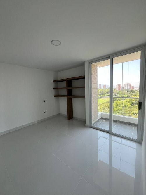 Apartamento de 3 alcobas en venta en Ciudad Jardin, Cali, 164 m² · foto 13 de 24