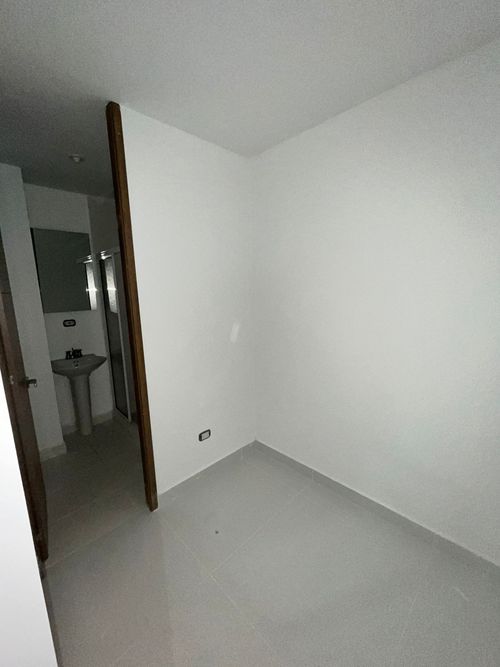Apartamento de 3 alcobas en venta en Ciudad Jardin, Cali, 164 m² · foto 16 de 24