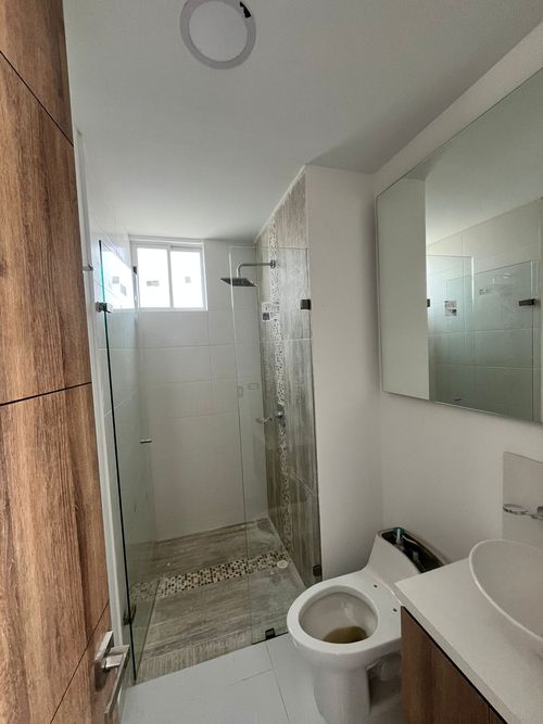Apartamento de 3 alcobas en venta en Ciudad Jardin, Cali, 164 m² · foto 19 de 24