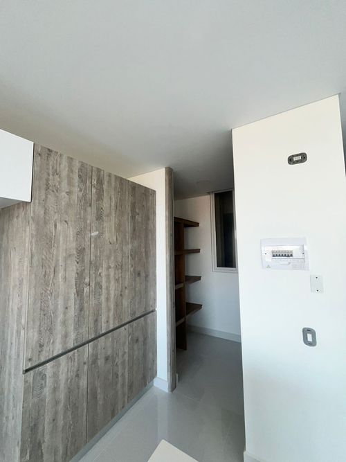 Apartamento de 3 alcobas en venta en Ciudad Jardin, Cali, 164 m² · foto 14 de 24