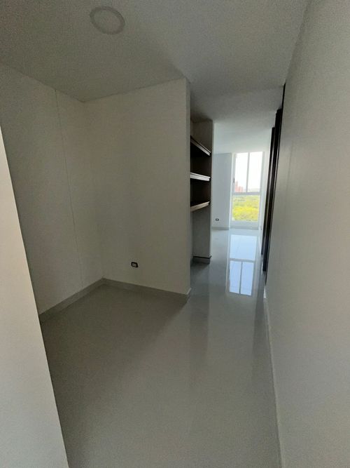 Apartamento de 3 alcobas en venta en Ciudad Jardin, Cali, 164 m² · foto 15 de 24