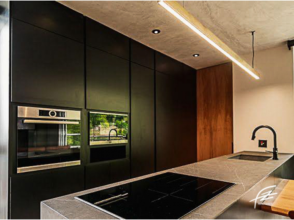 Apartamento en venta en El Poblado, Medellín 3