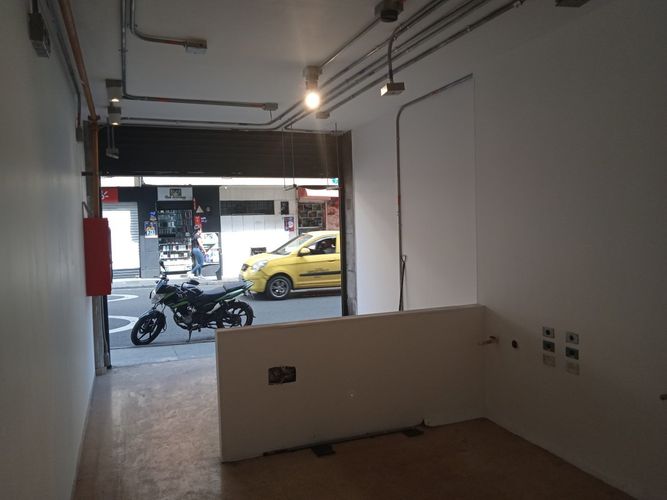 Local en arriendo en San Diego, Medellín, 39 m² · foto 15 de 24