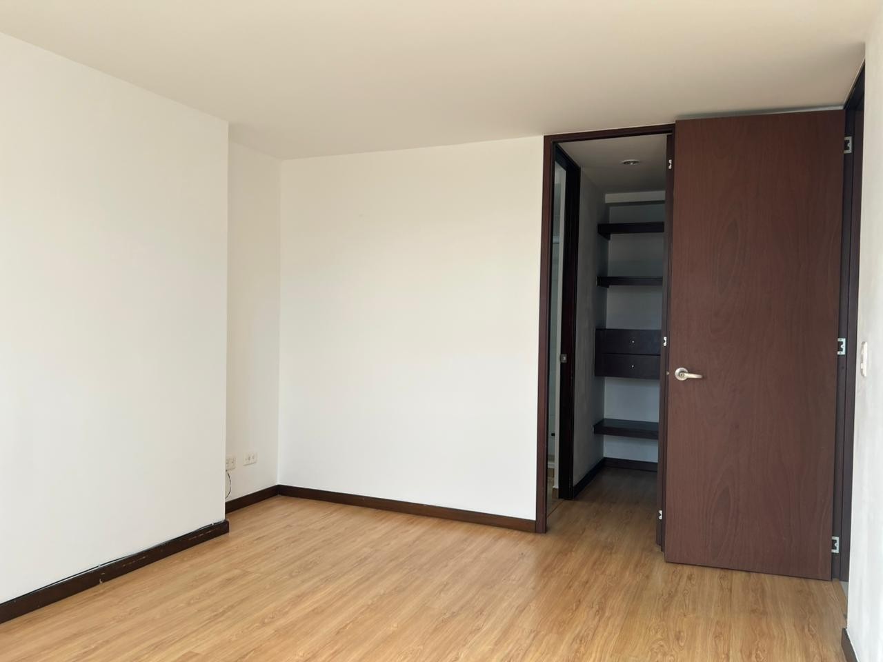 Apartamento en venta en Loma Benedictinos, Medellín · foto 10 de 16