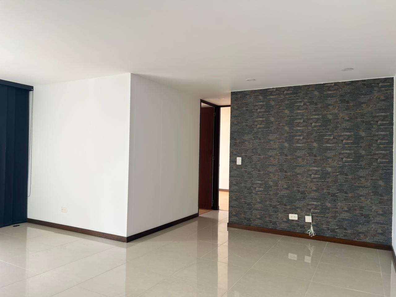 Apartamento en venta en Loma Benedictinos, Medellín · foto 3 de 16