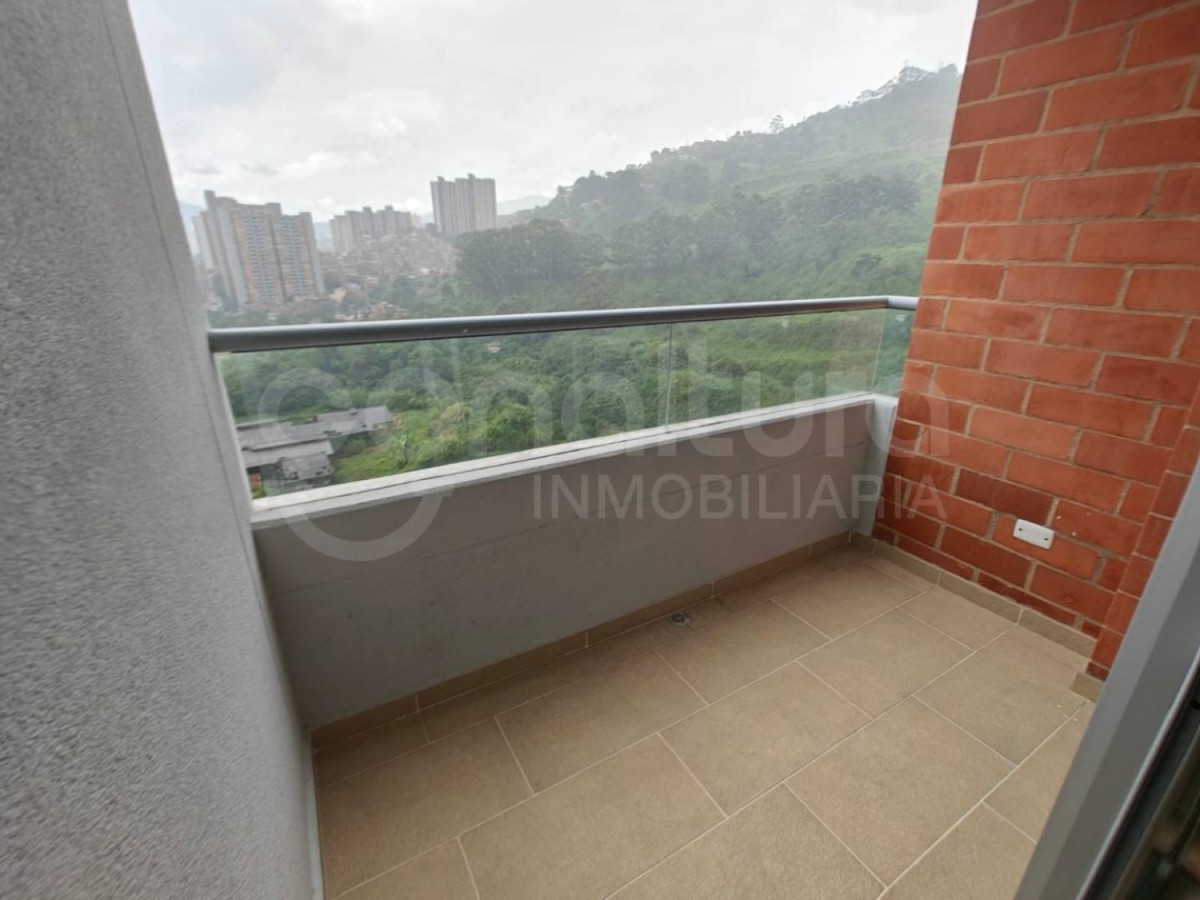 Apartamento en venta en Viviendas del Sur, Medellín 4