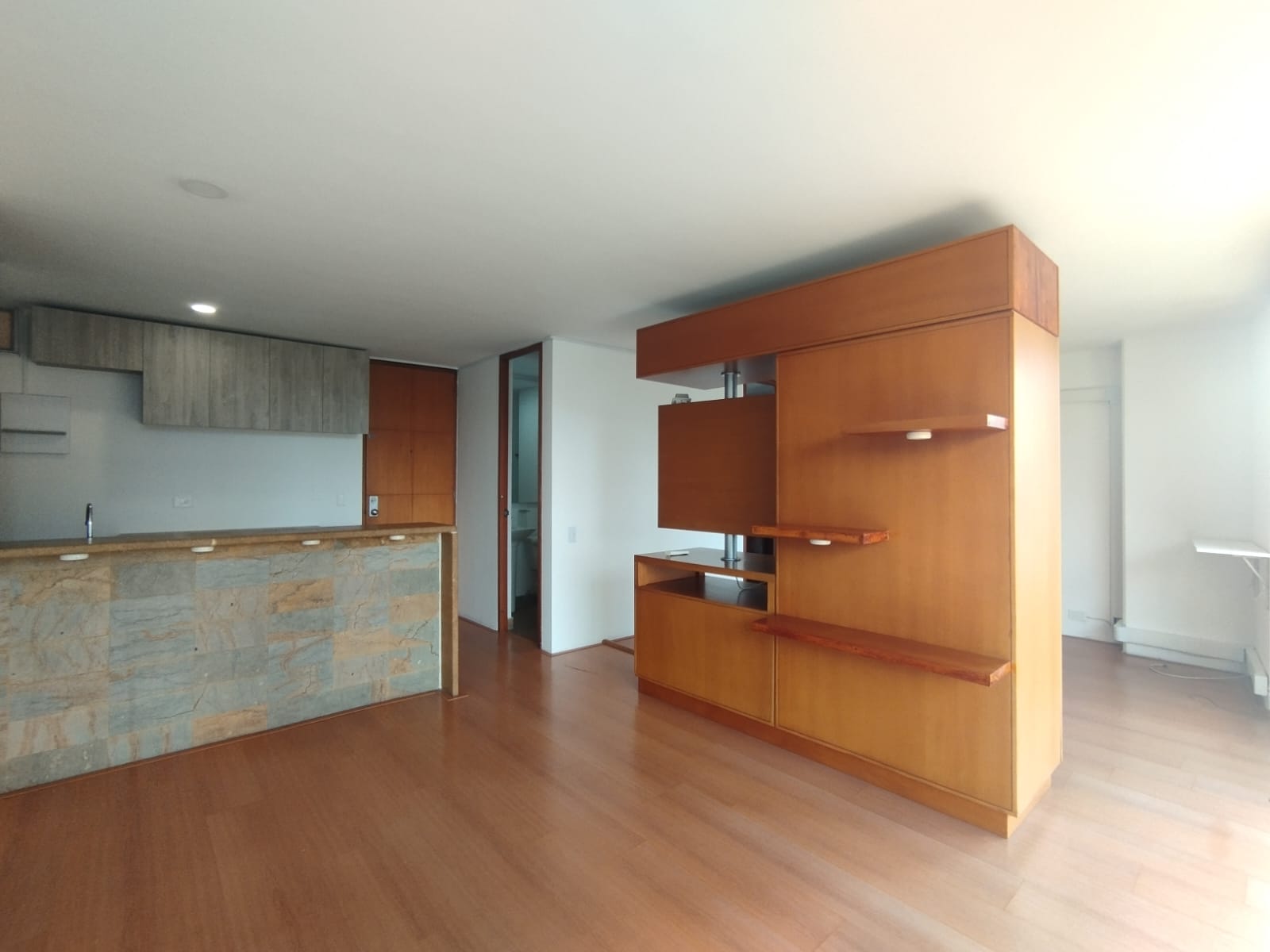 Apartaestudio en Arriendo en El Poblado, Medellín