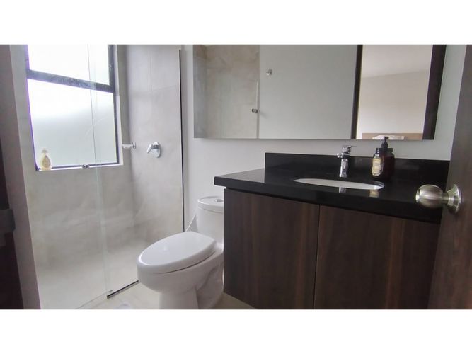 Apartamento de 2 alcobas en venta en Las Palmas, El Retiro, 83 m² · foto 10 de 13