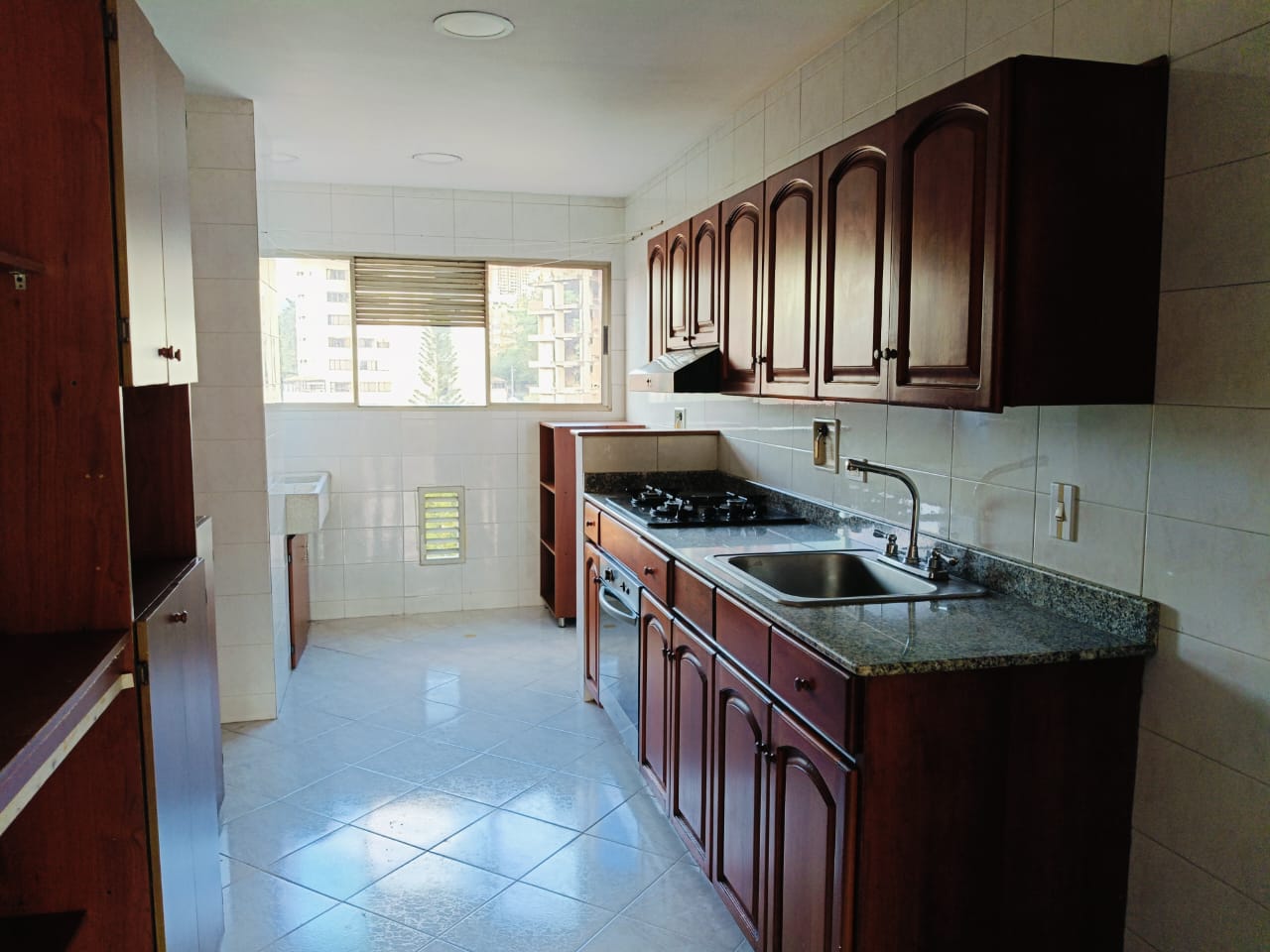 Apartamento en venta en La Frontera, Envigado · foto 2 de 24