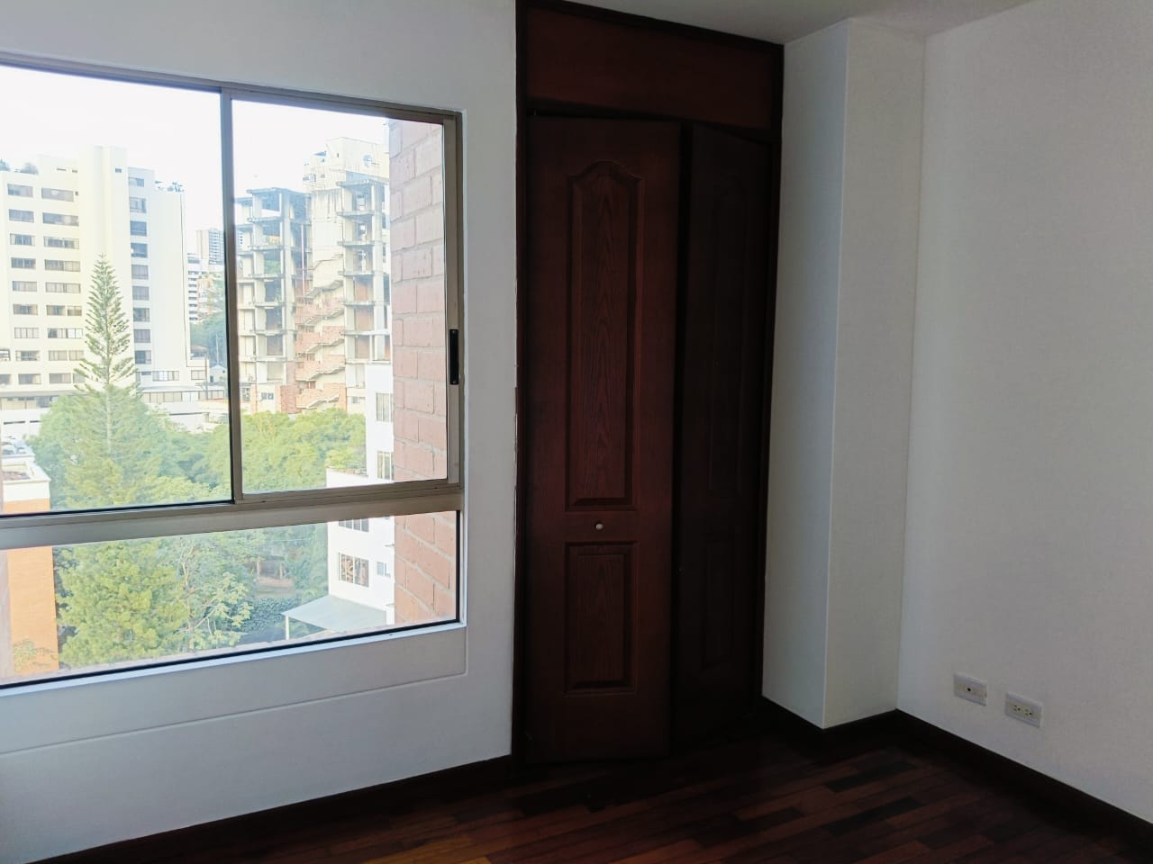 Apartamento en venta en La Frontera, Envigado · foto 4 de 24