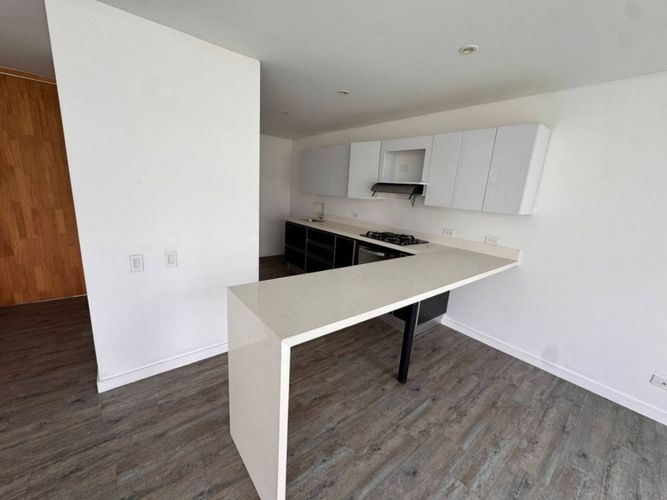 Casa de 4 alcobas en venta en El Porvenir, Rionegro, 220 m² · foto 2 de 23