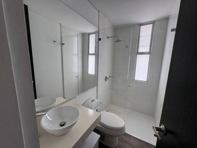 Casa de 4 alcobas en venta en El Porvenir, Rionegro, 220 m² · foto 5 de 23