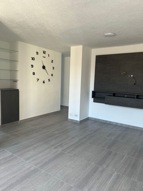 Apartamento de 3 alcobas en venta en Colseguros, Cali, 64 m² · foto 7 de 11