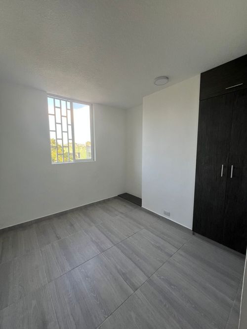 Apartamento de 3 alcobas en venta en Colseguros, Cali, 64 m² · foto 8 de 11