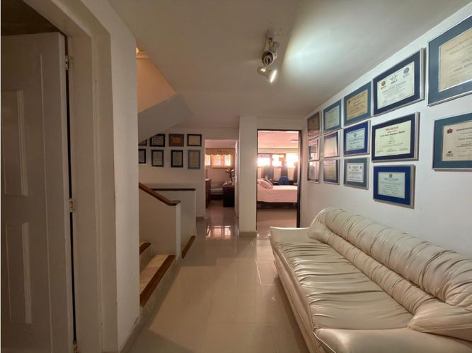 Casa de 5 alcobas en venta en El Country, Puerto Colombia, 350 m² · foto 10 de 24