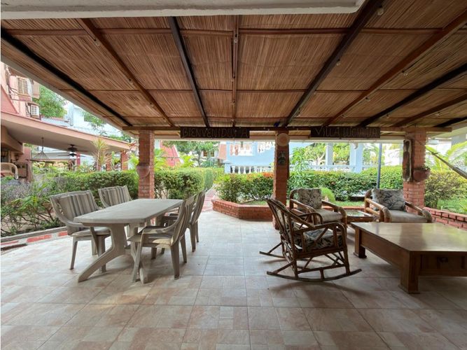 Casa de 5 alcobas en venta en El Country, Puerto Colombia, 350 m² · foto 13 de 24