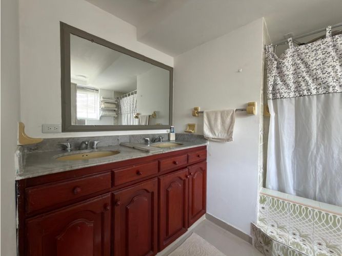 Casa de 5 alcobas en venta en El Country, Puerto Colombia, 350 m² · foto 14 de 24
