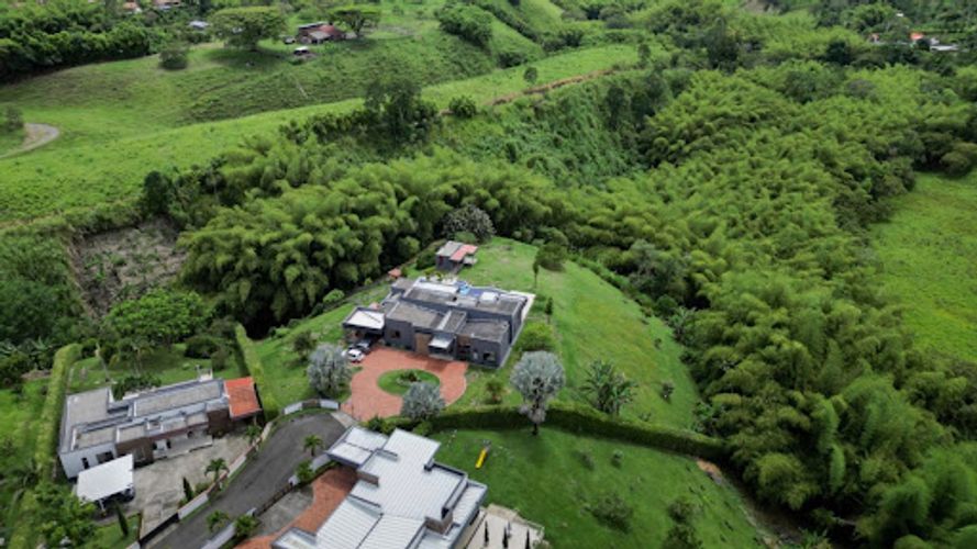 Casa de 3 alcobas en venta en Combia Baja, Pereira, 453 m² · foto 21 de 24