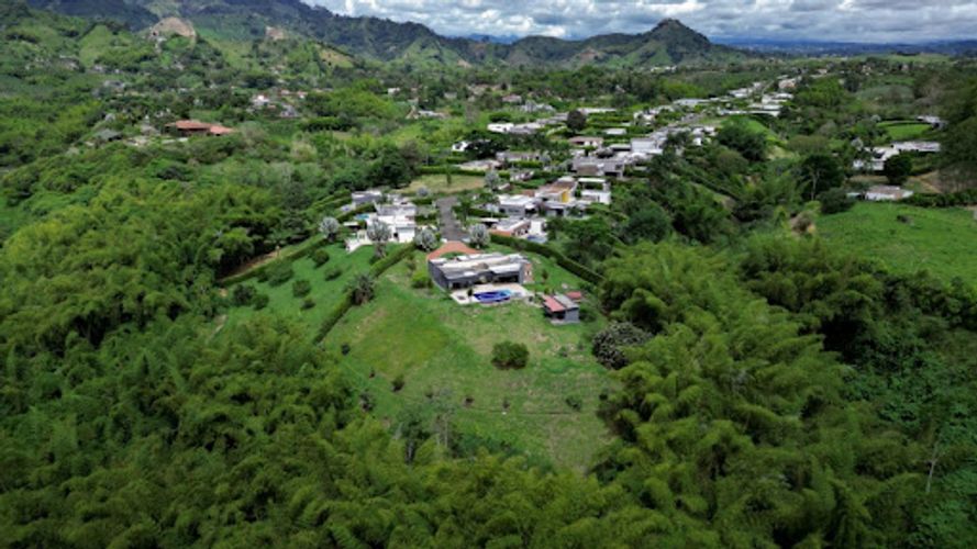 Casa de 3 alcobas en venta en Combia Baja, Pereira, 453 m² · foto 24 de 24
