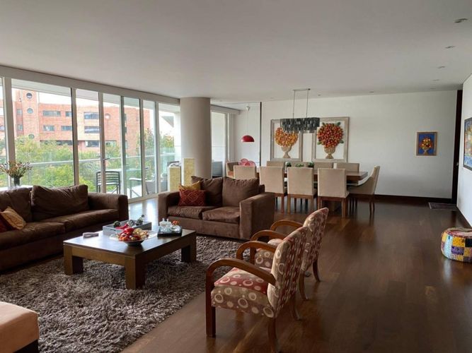 Apartamento de 3 alcobas en venta en Bellavista, Bogotá, 290 m² · foto 4 de 24