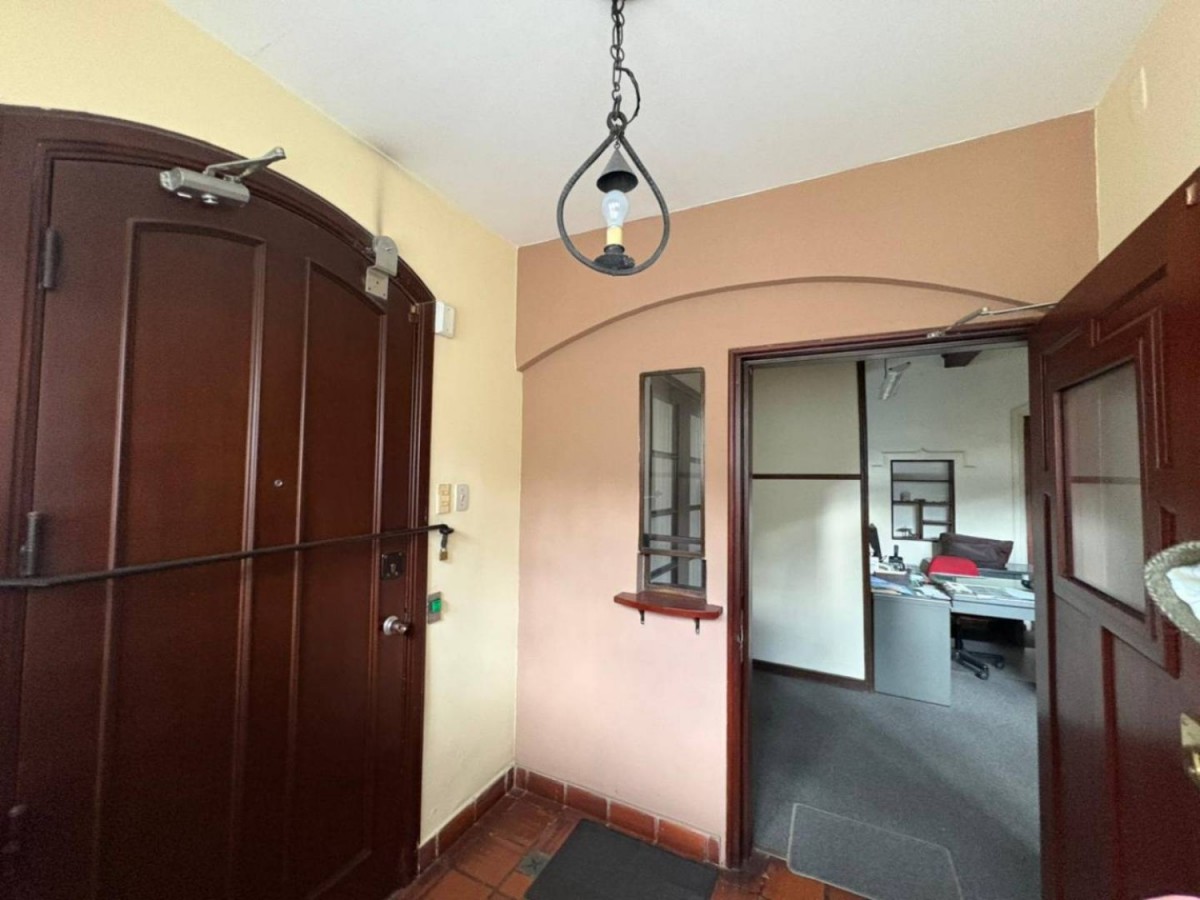 Casa en venta en Quinta Camacho, Bogotá · foto 17 de 23