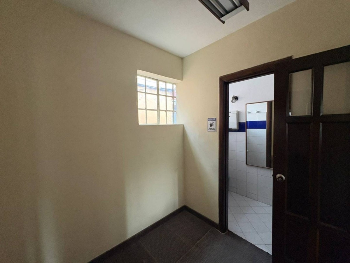 Casa en venta en Quinta Camacho, Bogotá · foto 19 de 23